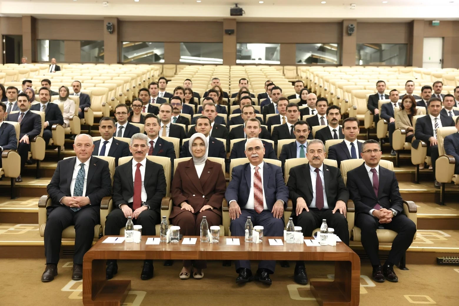 Anayasa Mahkemesi Başkanı Kadir Özkaya 111. dönem kaymakam adaylarıyla bir araya geldi