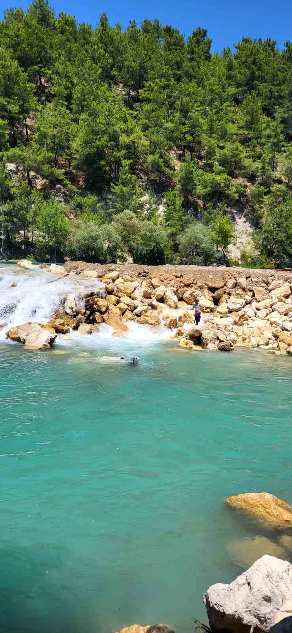 Alara çayında kaybolan genç için arama çalışmaları 16'ıncı gününde devam ediyor