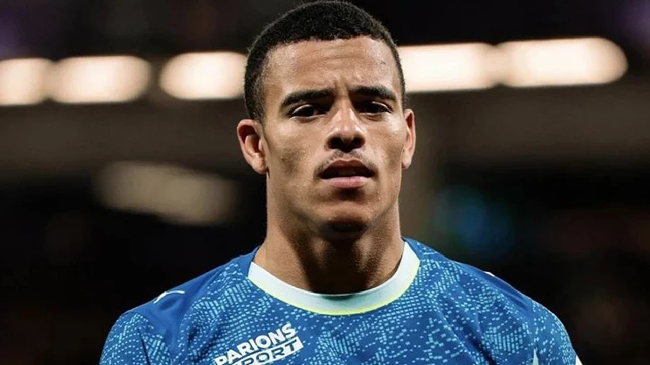 Roma, Fenerbahçe'nin de ilgilendiği Mason Greenwood transferinde sona yaklaştı