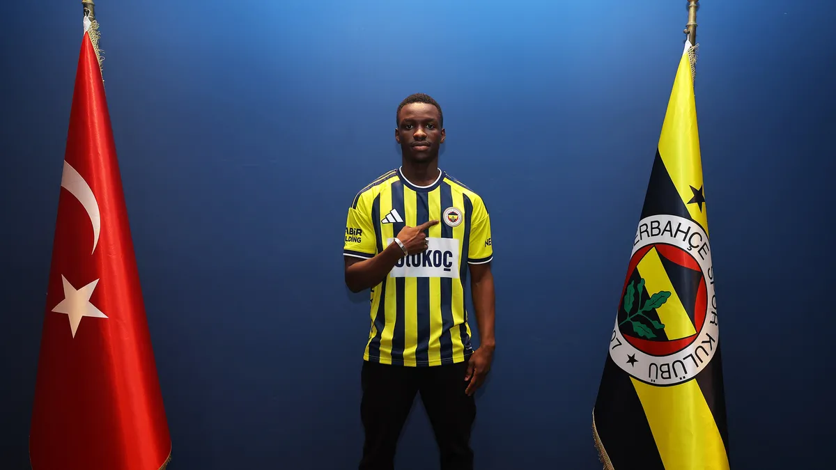 SON DAKİKA | Fenerbahçe, Amara Diouf'un transferini resmen açıkladı!