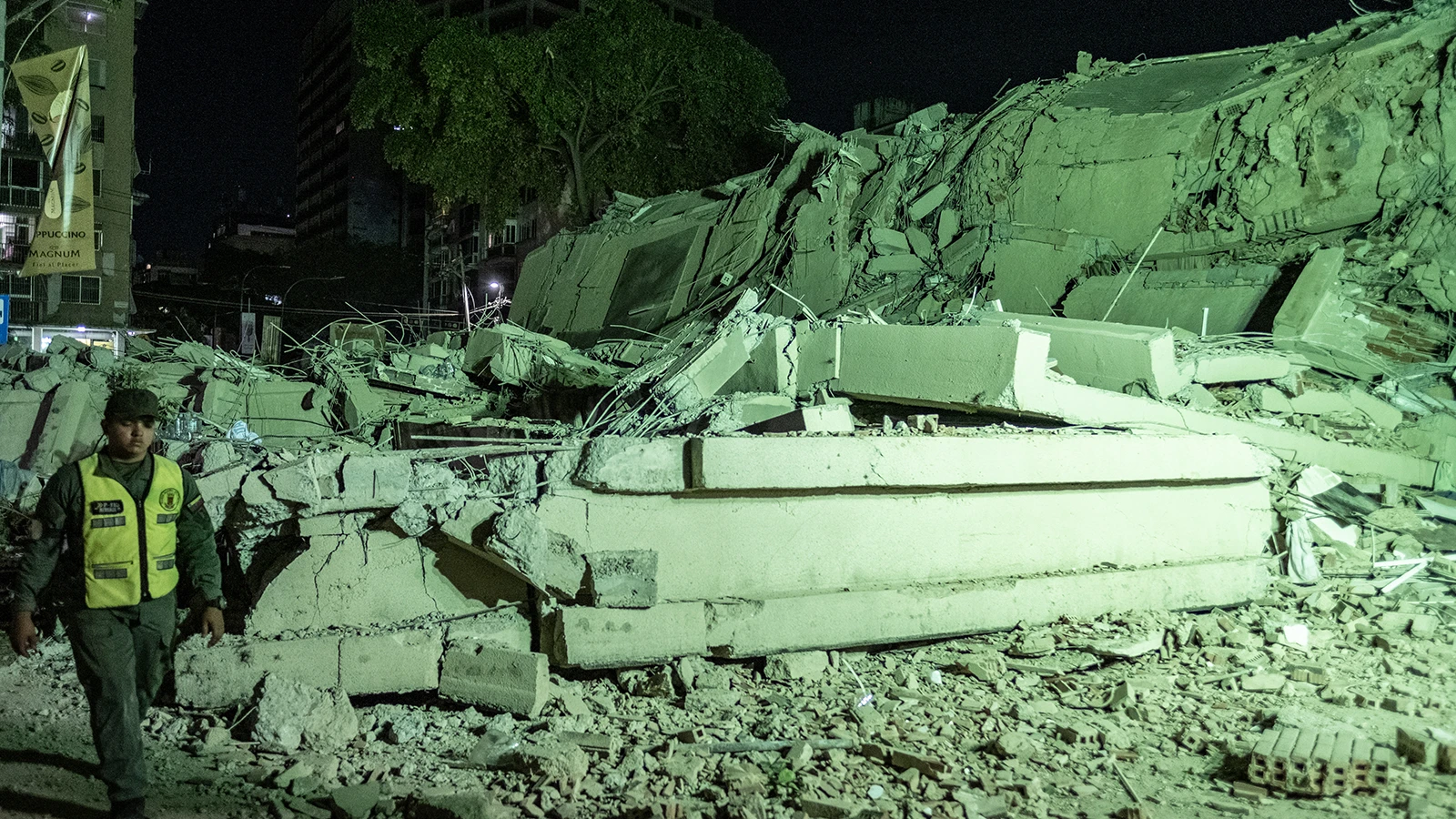 Son 24 saatte 4 büyük deprem! Dünyanın farklı yerleri sallandı