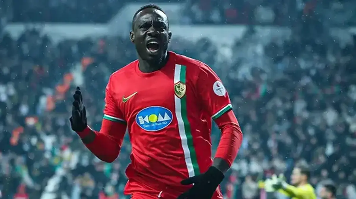 Amedspor'un Gol Kralı Mbaye Diagne'nin Yeni Takımı Belli Oldu! Çok Uzağa Gitmedi, Komşu Takımda Oynayacak