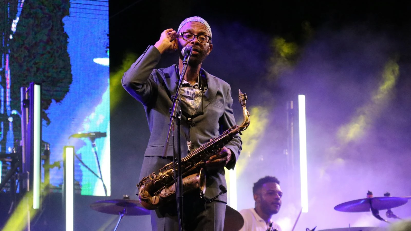 Kenny Garrett, Akra Caz Festivali’nde dinleyenleri cazın köklerine götürdü