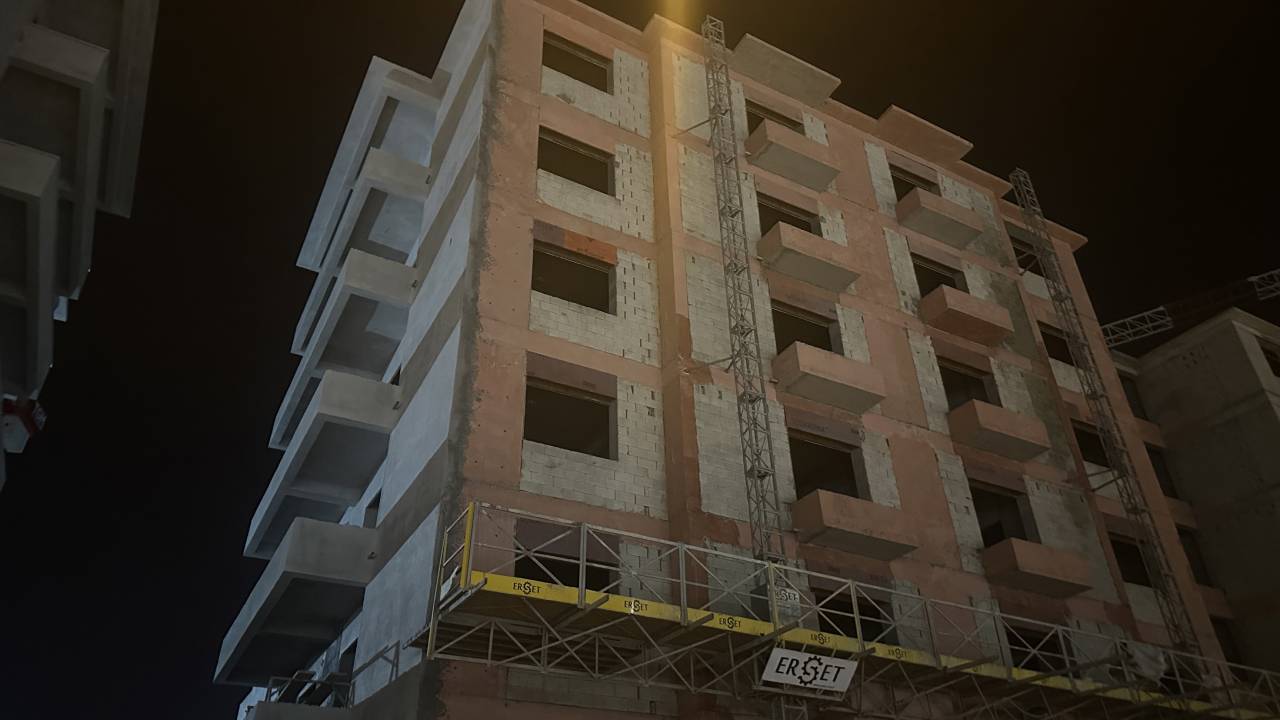 Hatay'da iş cinayeti: İnşaattan düşen işçi yaşamını yitirdi