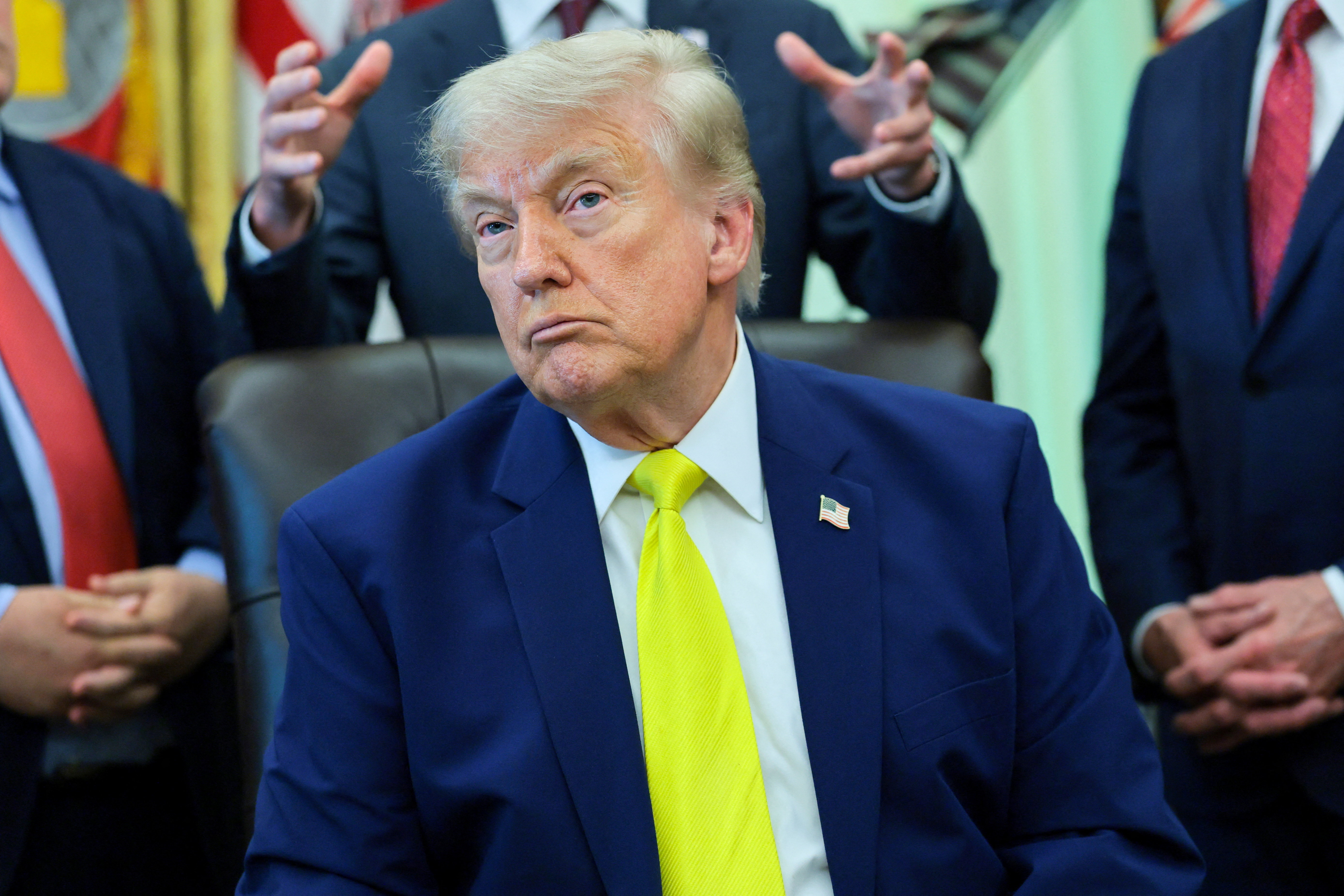 Trump'tan Hamaney açıklaması. "Tanışmaktan onur duyarım"
