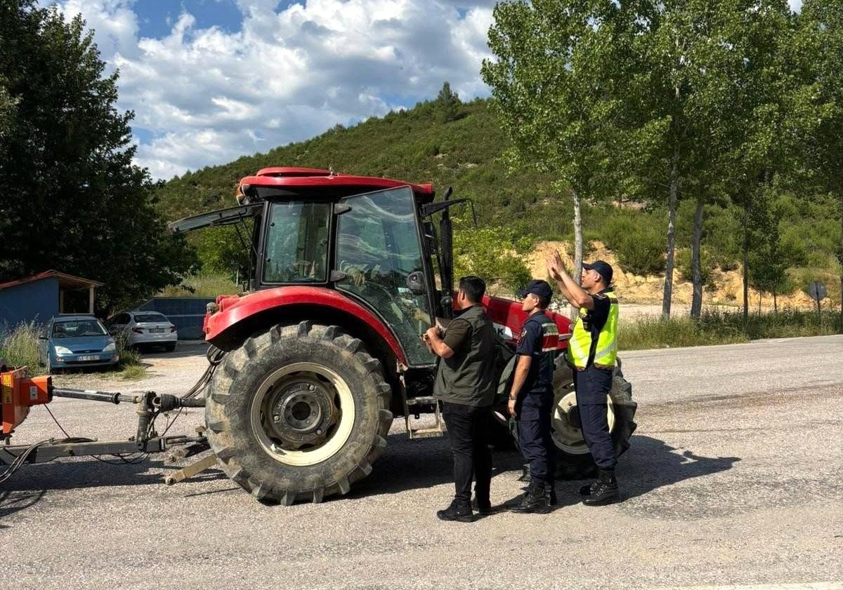 Gediz'de orman yangınlarına karşı broşürlü önlem