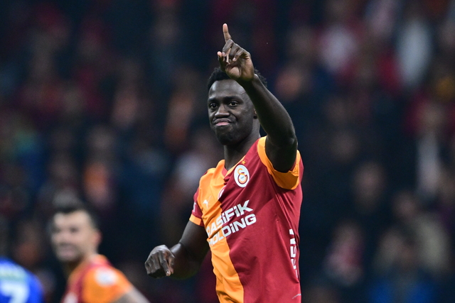 Como'nun Davinson Sanchez ısrarı!