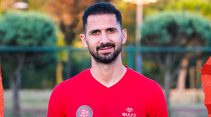 Fatih Karagümrük, Emre Akbaba'yı renklerine bağladı!