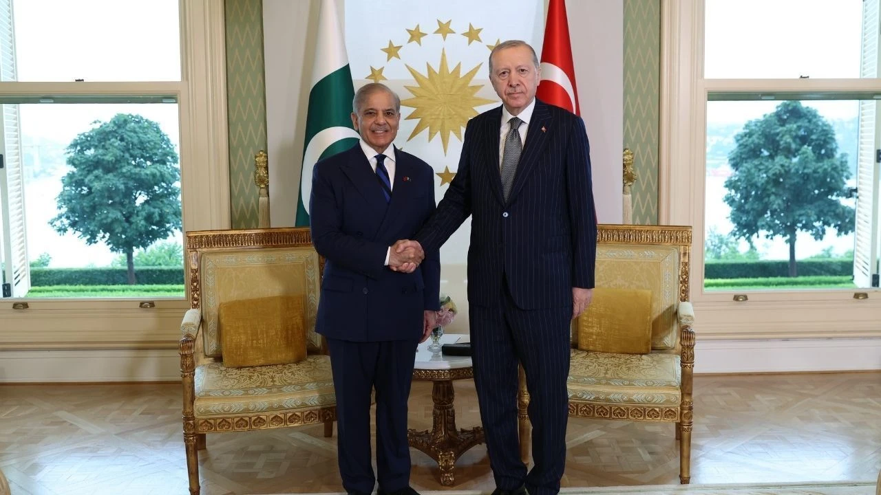 Cumhurbaşkanı Erdoğan, Pakistan Başbakanı Şahbaz Şerif'i kabul etti
