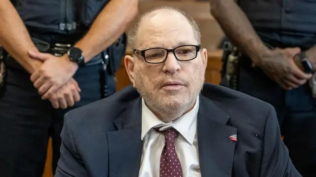 Harvey Weinstein'ın yeniden yargılandığı dava çıkmazla sonuçlandı