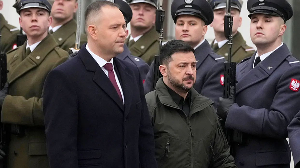 Müttefikler arasında ipler kopma noktasında! Zelenski'nin 'UPA' hamlesi ülkeyi ayağa kaldırdı: Rezalet