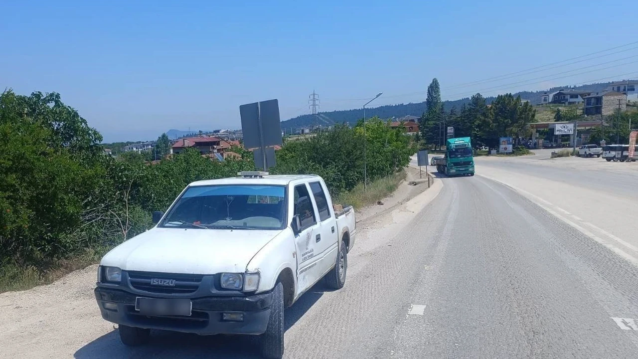 Bilecik’te kamyonet ile motosikletin çarpışması sonucu 1 kişi yaralandı