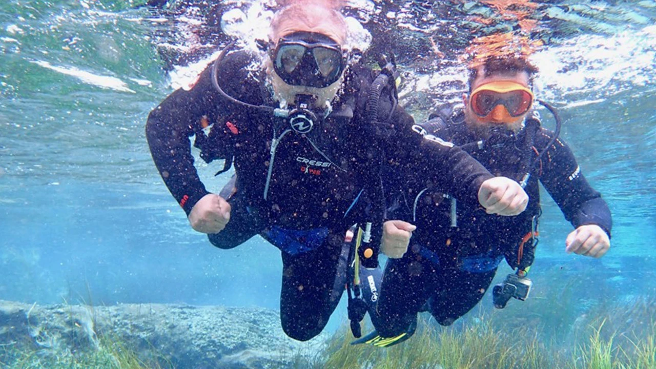AYM Üyesi Metin Kıratlı'dan Sakaryabaşı'nda dikkat çeken dalış