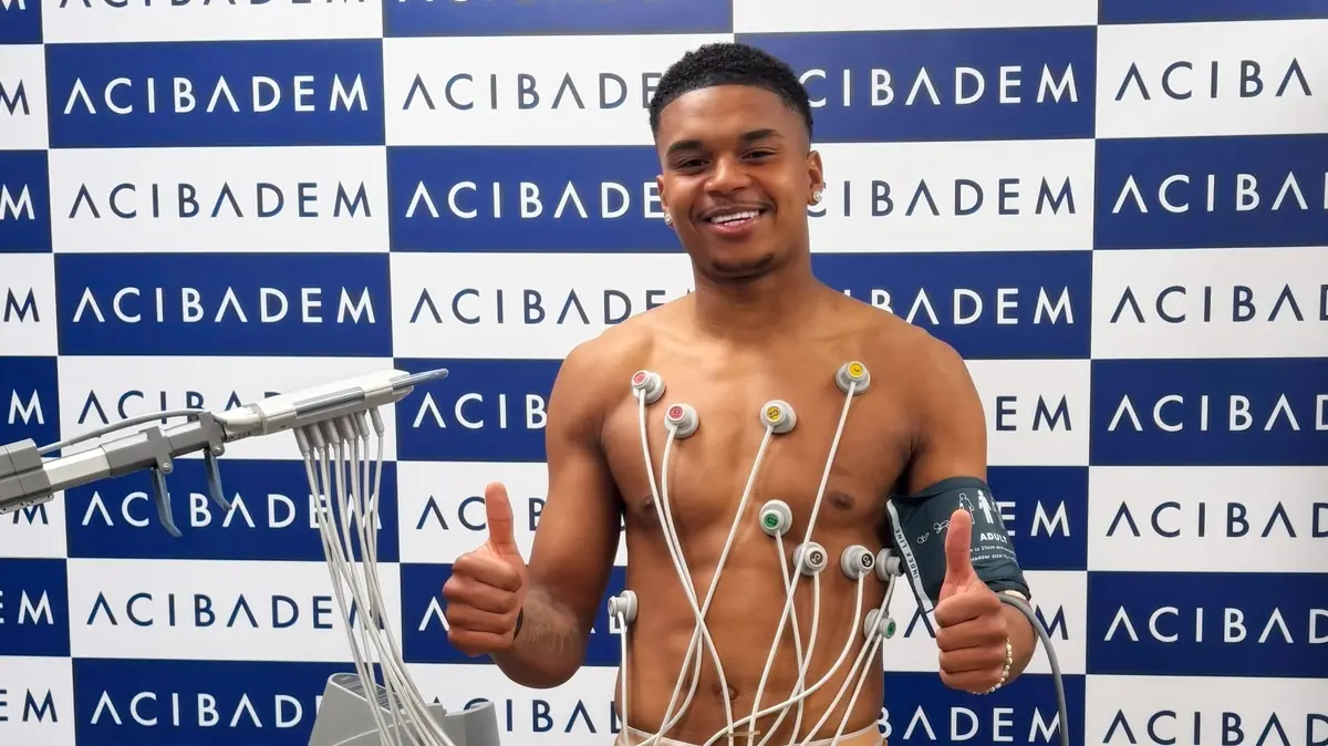 Trabzonspor'un yeni transferi Saviolo sağlık kontrollerinden geçti