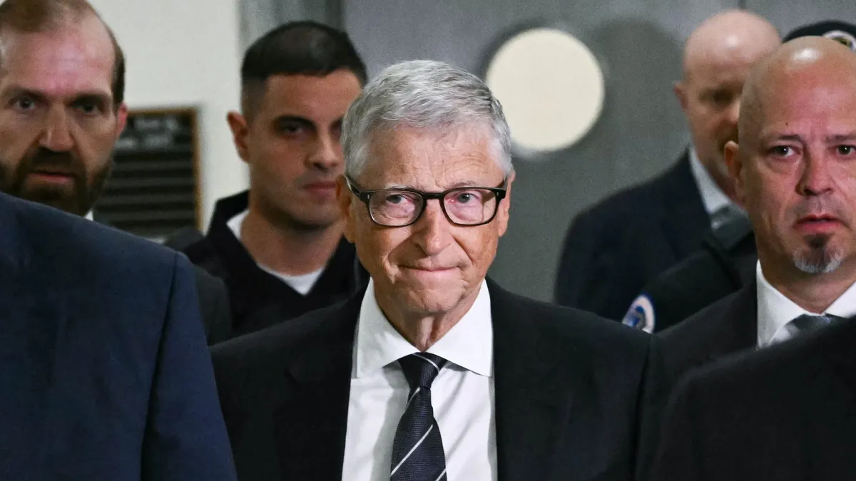 Microsoft kurucusu Bill Gates Kongre'de Epstein sorularını yanıtladı