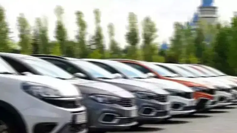 Sıfır araçları kısa vadede teslim etme vaadiyle 500 milyon liralık dolandırıcılık iddiasına suç duyurusu