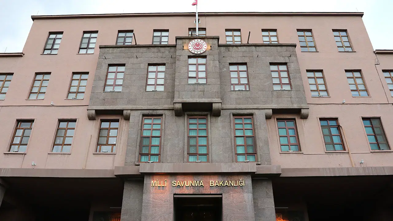 Son Dakika... MSB'den 'astsubaya şiddet' iddiasına açıklama: Soruşturma izni verildi