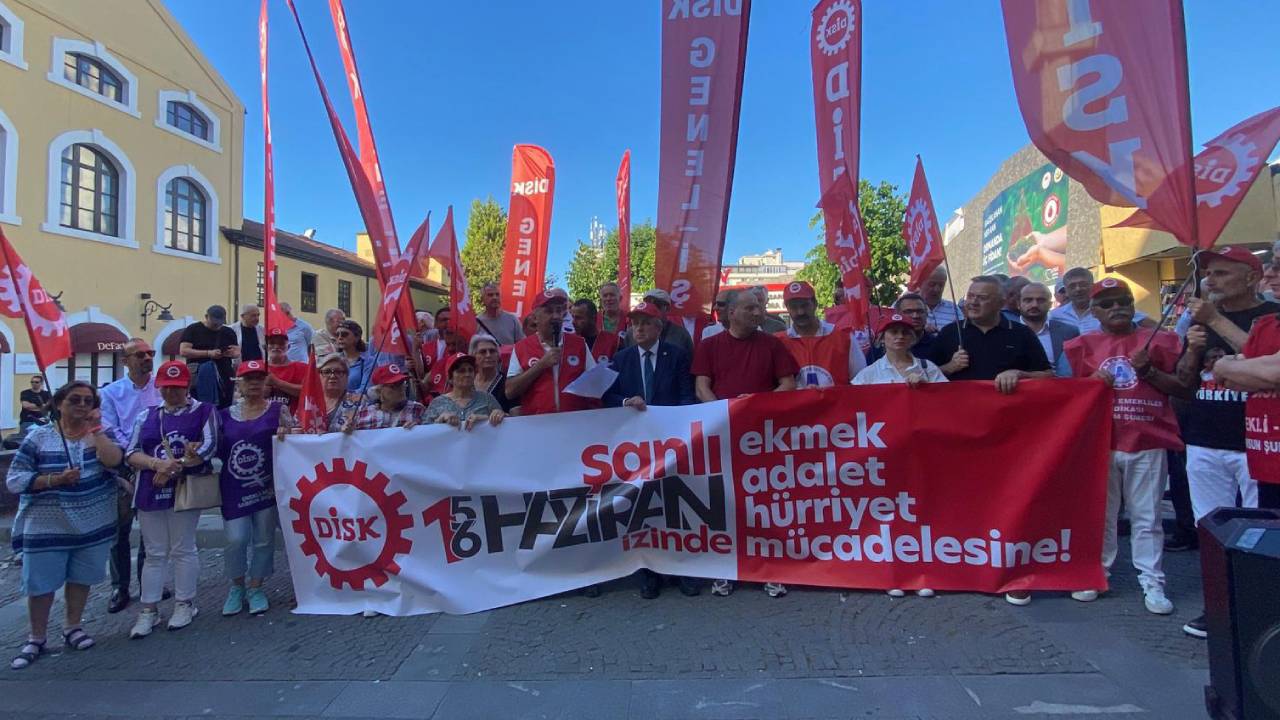 DİSK'ten Samsun'da 15-16 Haziran açıklaması: "Biz durursak hayat durur"