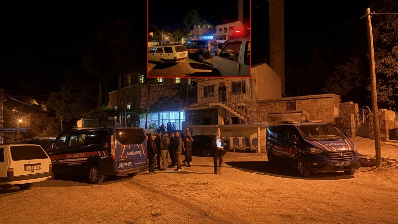 Kayseri'de cami avlusunda bıçaklı saldırıya uğrayan 2 kişi öldü