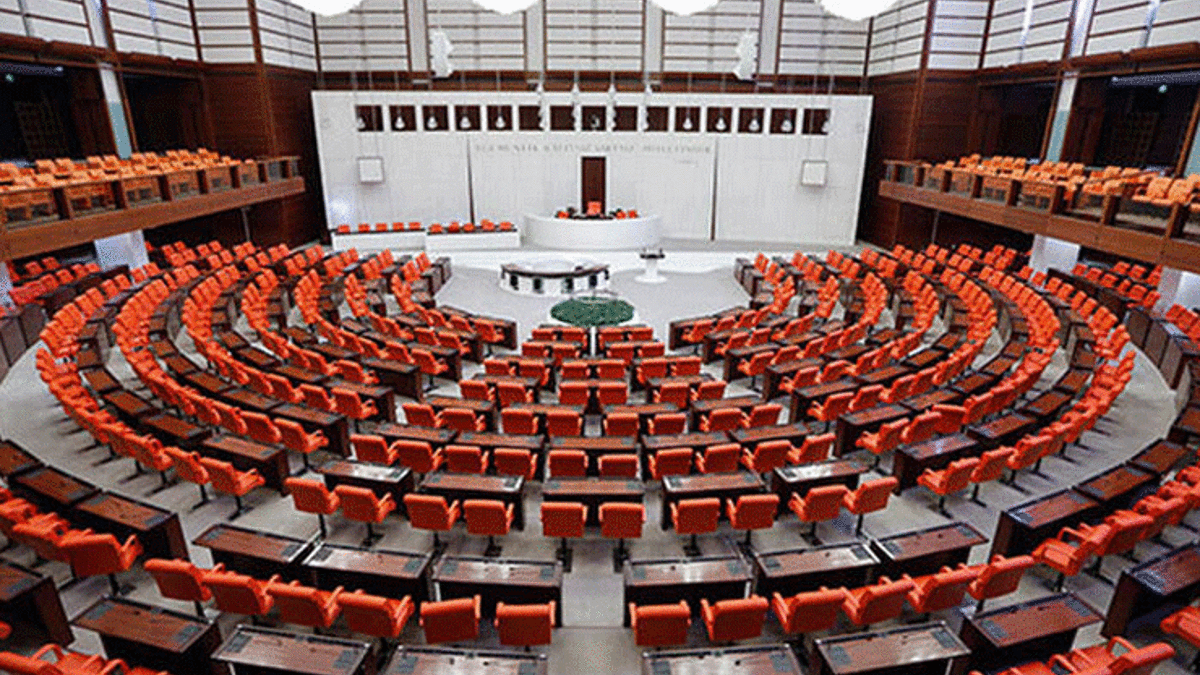 TSK ile ilgili düzenlemeleri de içeren kanun teklifi TBMM Genel Kurulunda