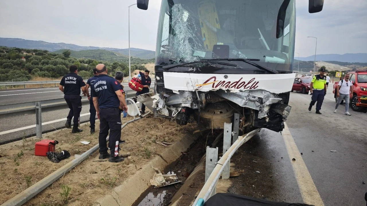 Aydın-Denizli yolunda feci kaza: Çok sayıda yaralı var