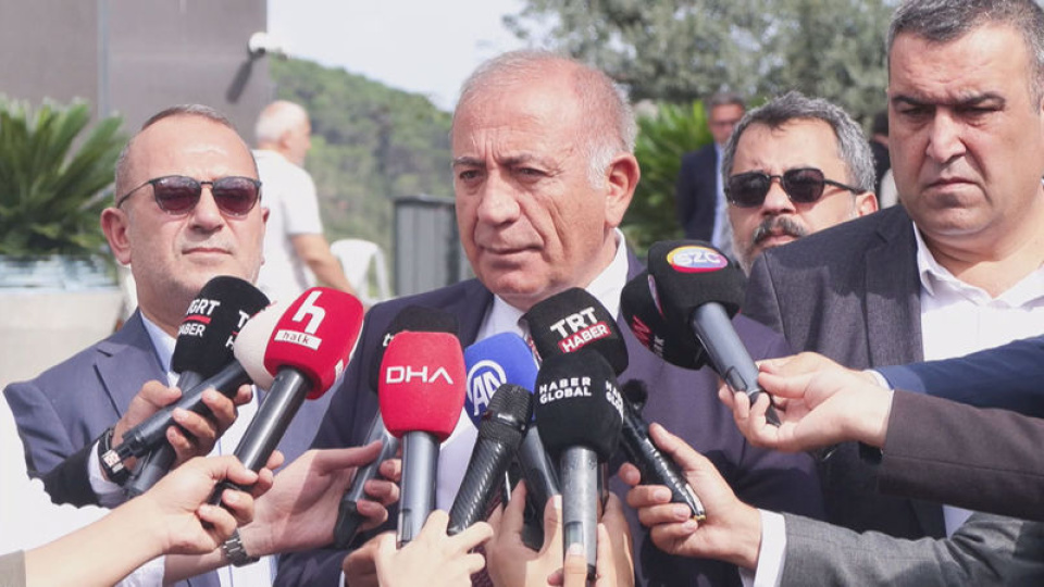 Gürsel Tekin: "63 parti üyesinin üyeliği askıya alındı"