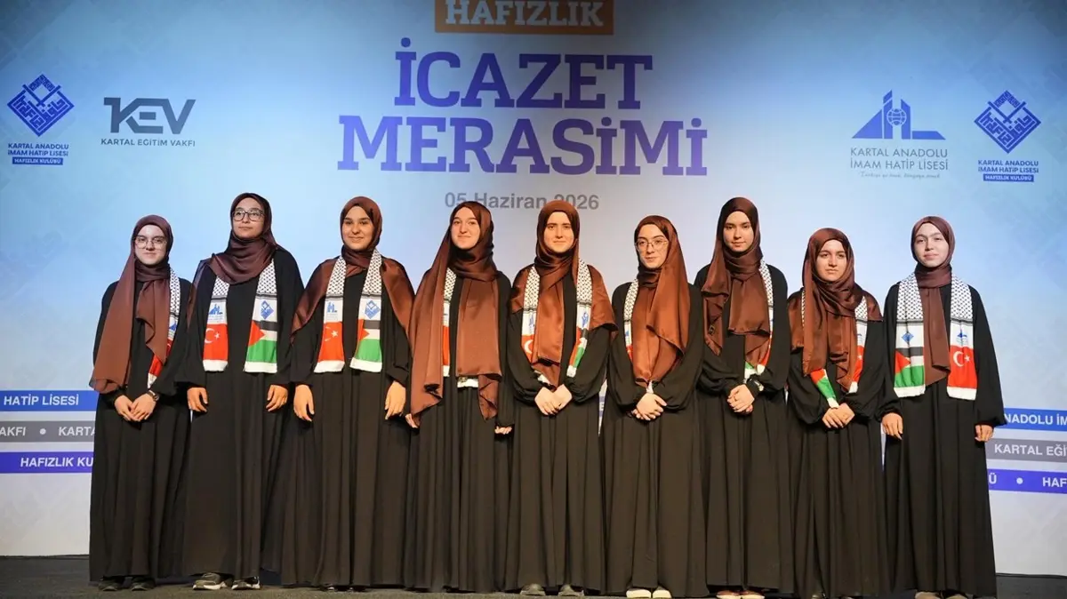Kartal Anadolu İmam Hatip Lisesinde gurur günü: Hafızlık İcazet Merasimi yapıldı