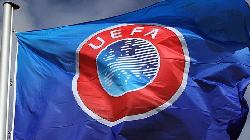 UEFA'dan Fenerbahçe'ye ceza