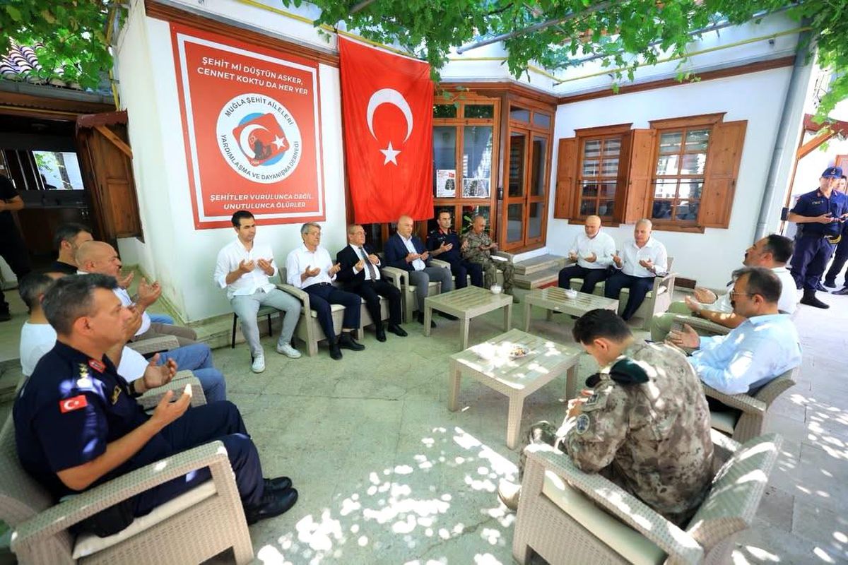 Muğla'da şehit yakınları ve gaziler aşure etkinliğinde bir araya geldi