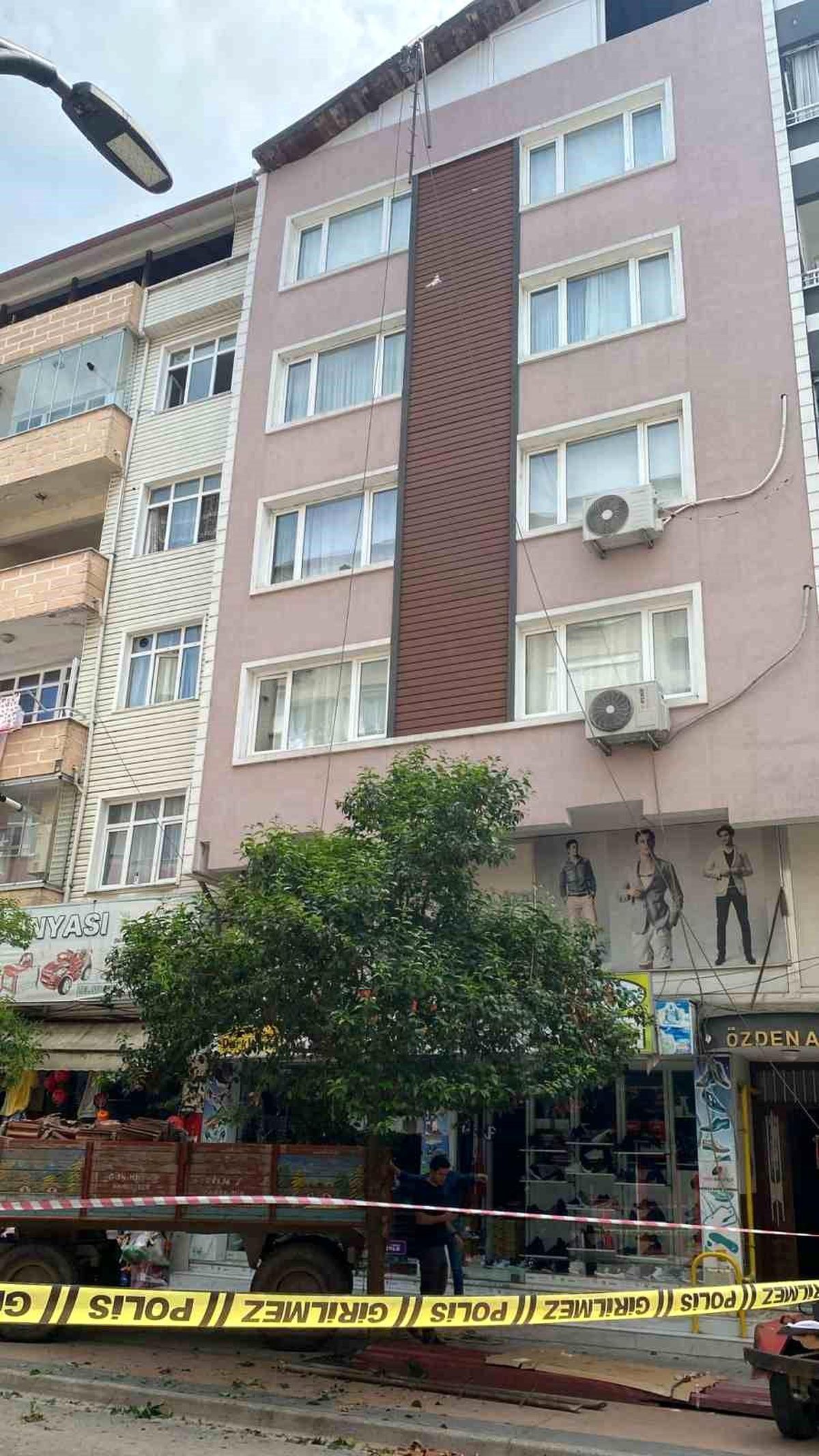 Samsun'da çatıdan düşen inşaat işçisi hayatını kaybetti