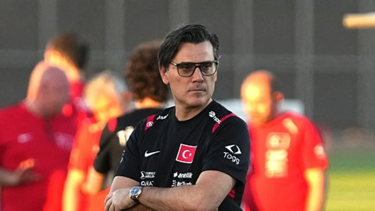TFF Başkanı Hacıosmanoğlu'ndan Montella'ya destek: 'Ben burada olduğum sürece beraberiz'