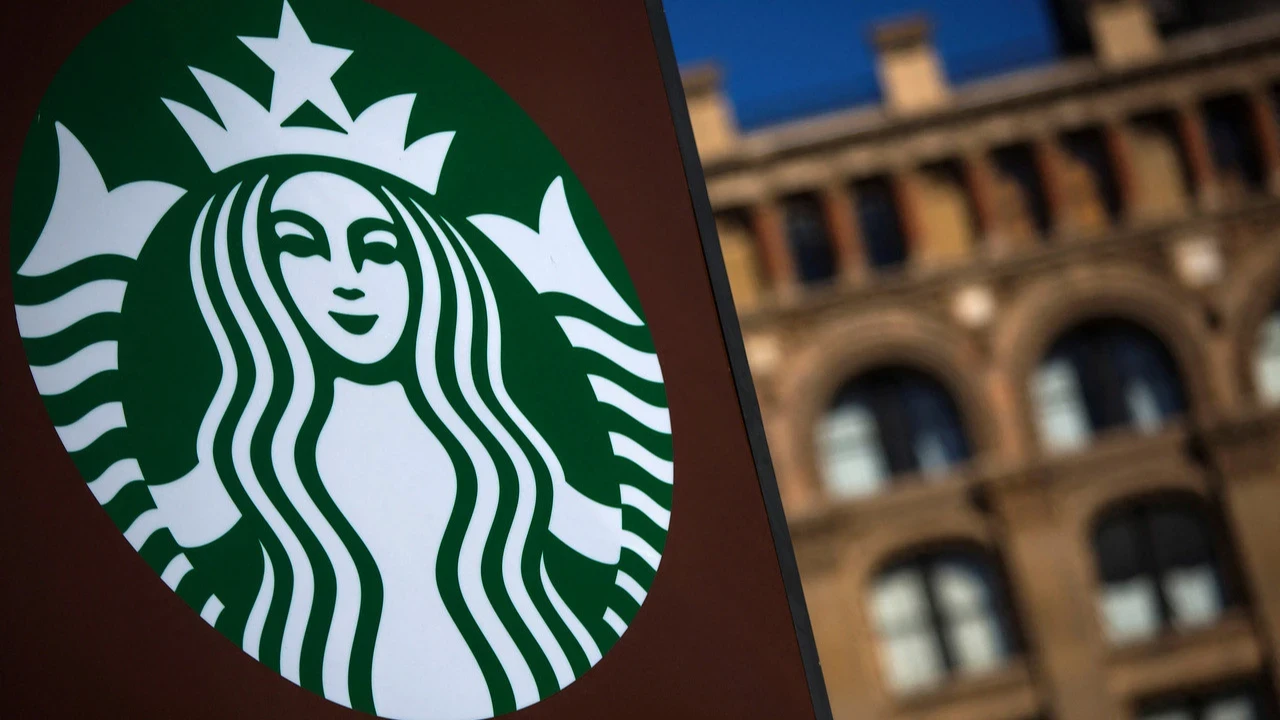 Starbucks İngiltere ve Hong Kong'da küçülmeye gidiyor