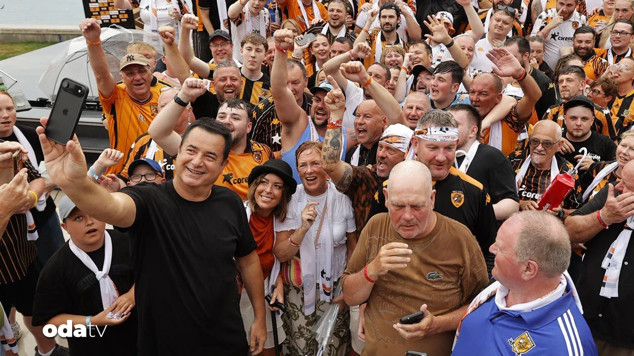 Hull City coşkusu Antalya’ya taştı: Acun Ilıcalı taraftarı buluşturdu