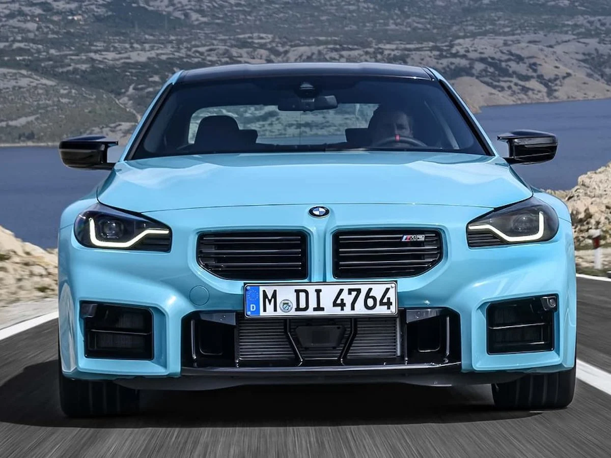 BMW'nin efsanevi performans modeli M2, dört çekerden çekiş sistemine kavuşuyor