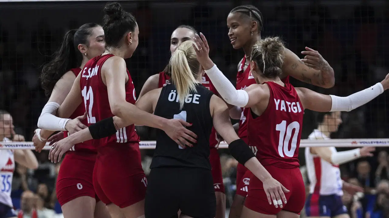 Filenin Sultanları Fransa'ya set vermedi! Ankara'da ikide iki yaptı...