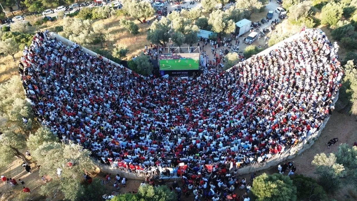 81 ile YKS talimatı: Meydanlarda dev ekranlar kurulmayacak
