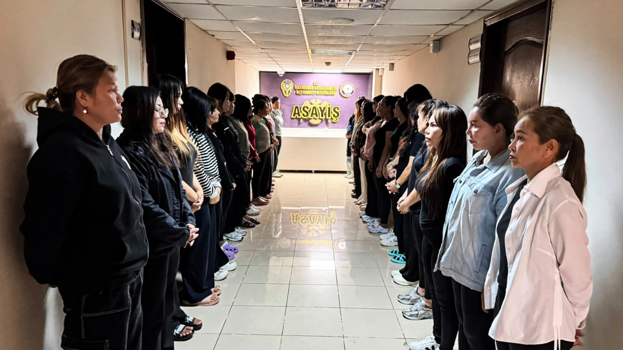 Masaj salonlarına operasyon: Taylandlı kadınlar sınır dışı edilecek