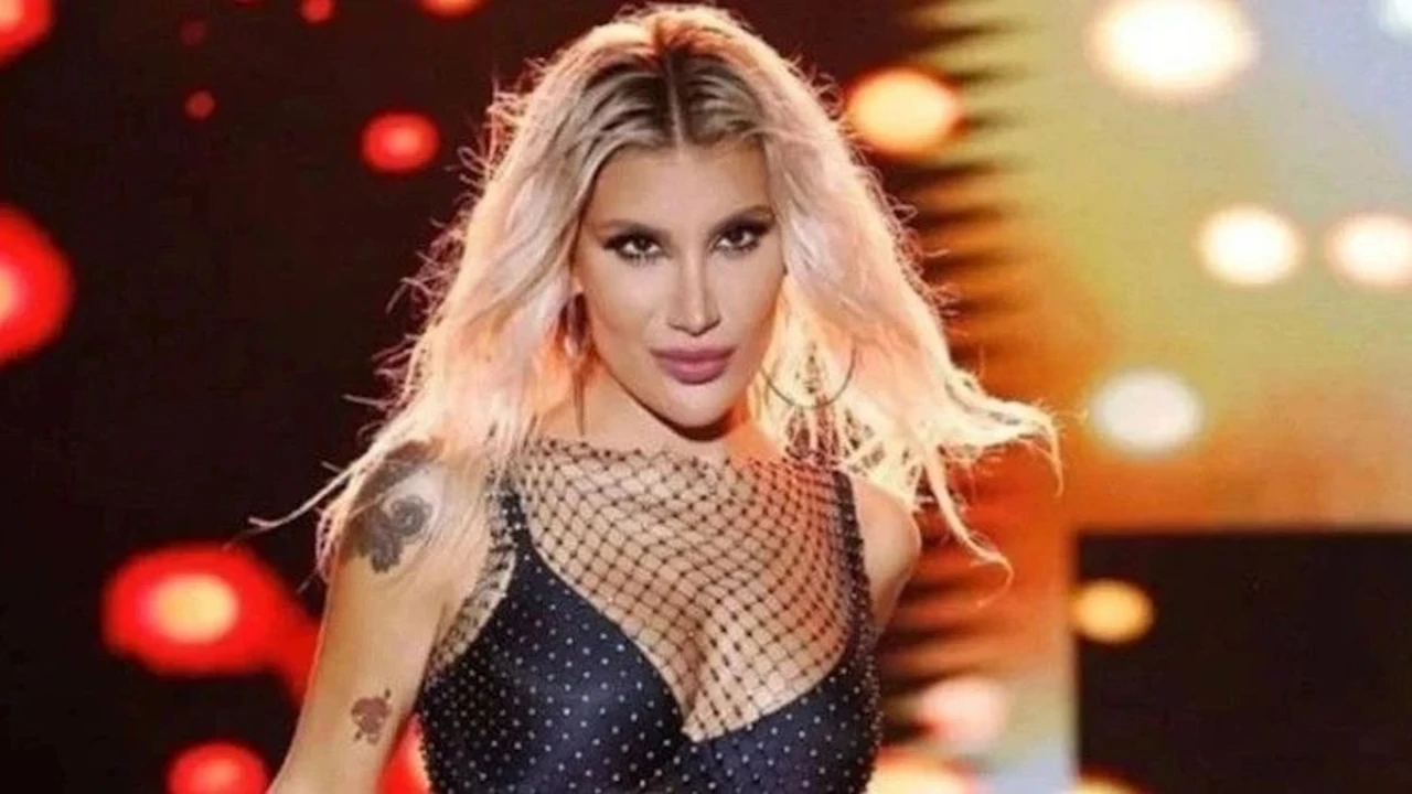 İrem Derici'yi hastanelik eden ağrı! Nedeni Smartphone Pinky çıktı