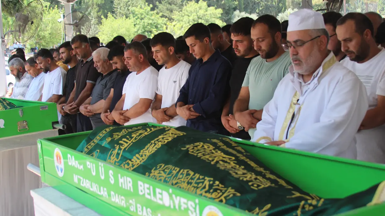 Görev yolculuğu faciayla bitti! Anne ve oğlundan geriye gözyaşı kaldı