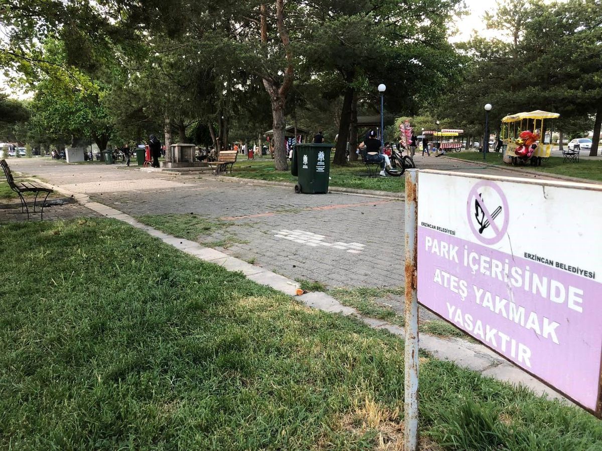 Atatürk Parkı'nda mangal yasağı deliniyor, vatandaş tepkili