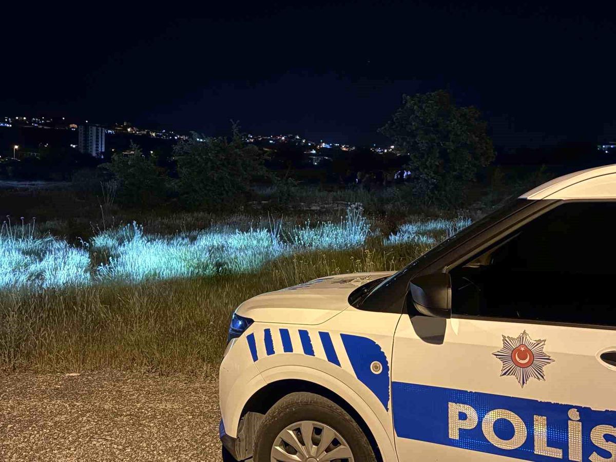Polis memuru "Sizleri seviyorum" notu bırakarak intihar etti