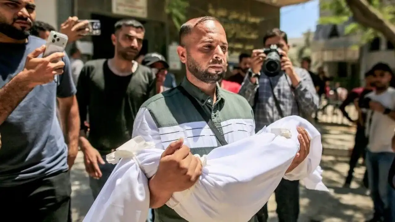 İsrail'in Gazze saldırılarında 8 yaşındaki çocuk hayatını kaybetti