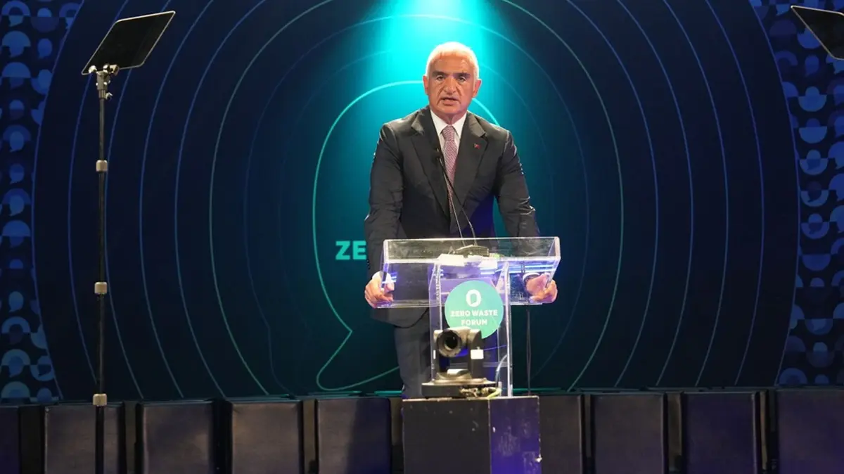 Bakan Ersoy'dan küresel çağrı: Sıfır atık artık bir zorunluluk