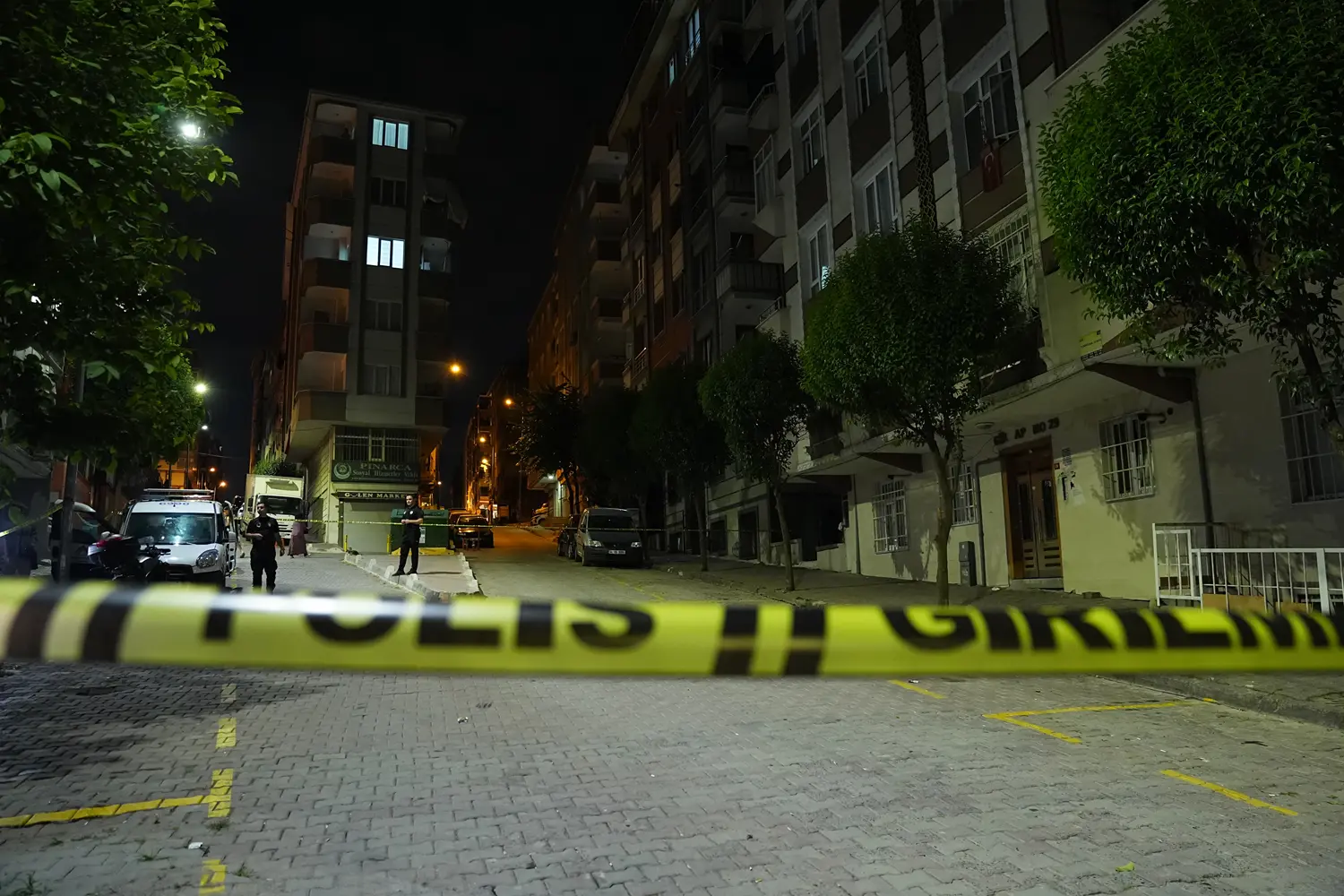 Bahçelievler'de panik! 6 katlı bina tahliye edildi