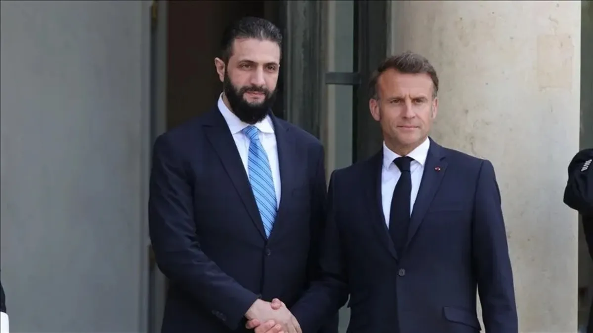 Macron'dan Şam ziyareti: Şara ile Emevi Camisi'ni gezdi