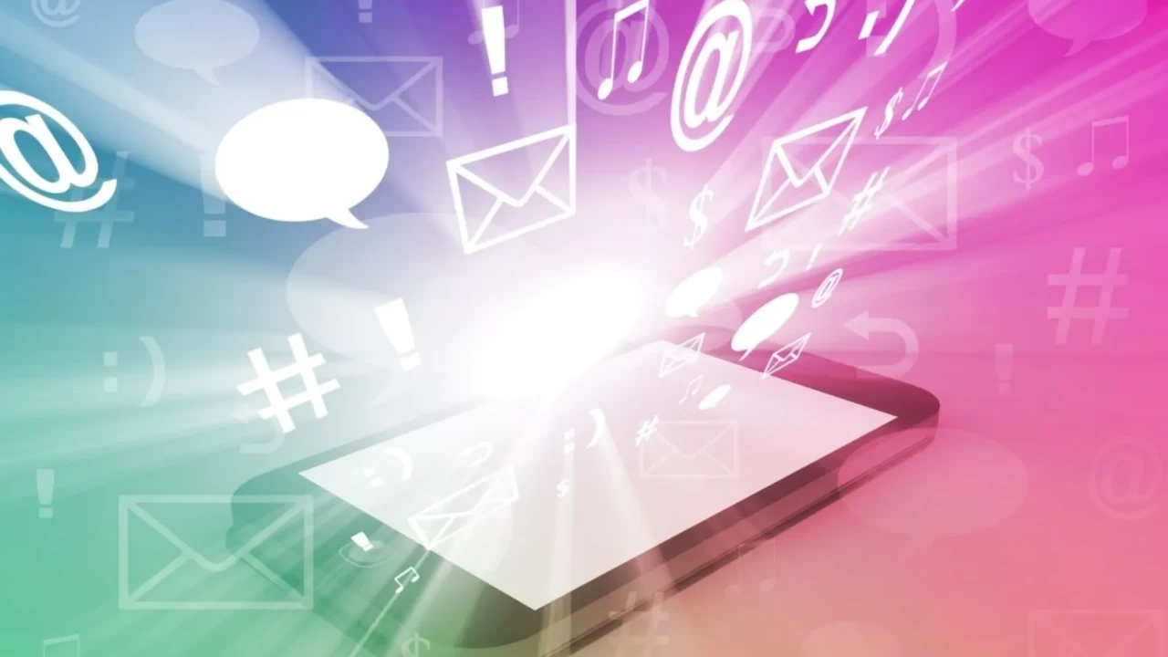Telefonunuzda bu uygulamalar varsa dikkat! Uzmanlar hemen silinmesi gerekenleri açıkladı
