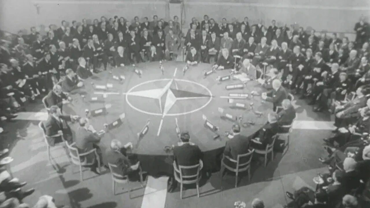 Türkiye’nin NATO üyeliğine ait tarihi görüntüler erişime açıldı