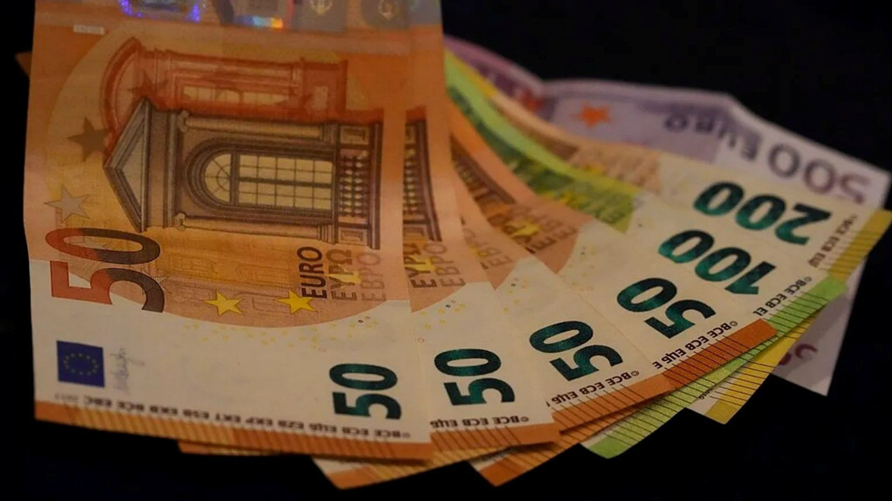 AB'de 'eşit işe eşit ücret' çatlağı: Yeni şeffaflık kuralları bloğu ikiye böldü