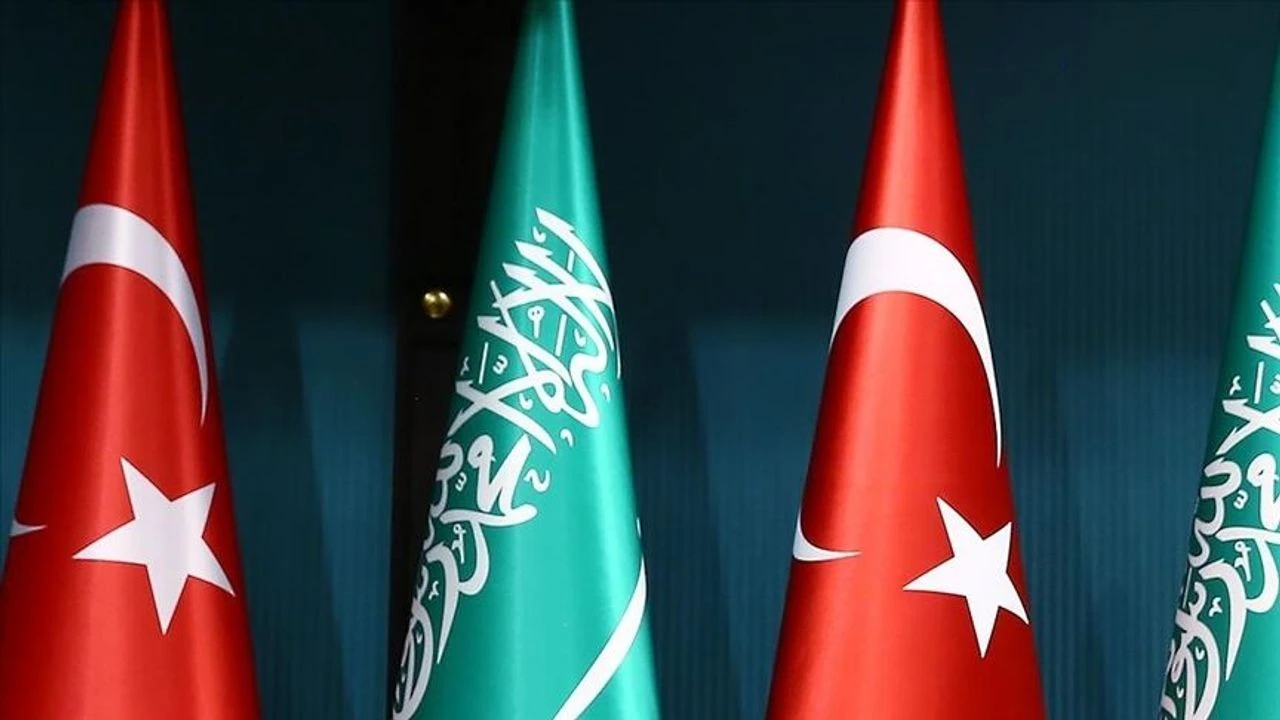 Türkiye ile Suudi Arabistan arasında vize muafiyeti...