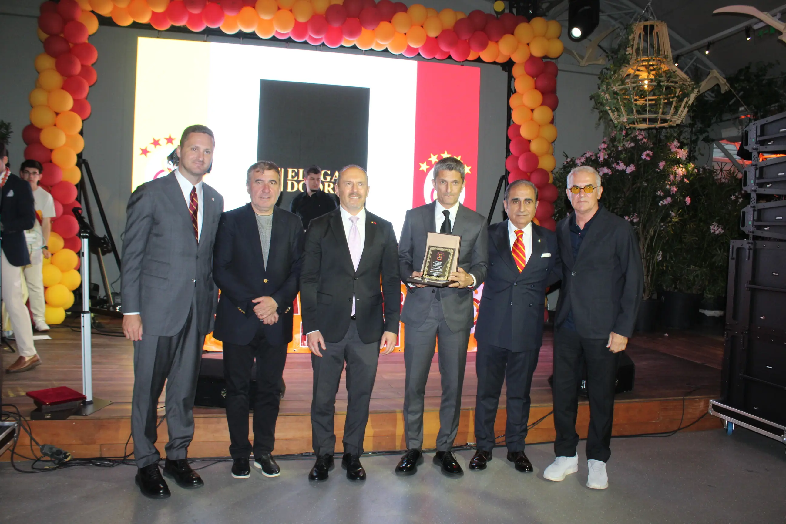 Galatasaray'ın 26. şampiyonluğu Romanya'da kutlandı
